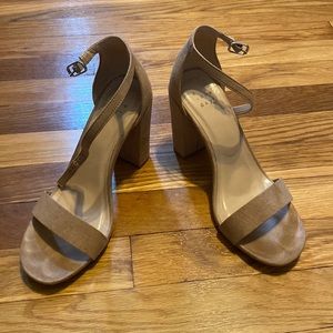Block heel nude sandals
